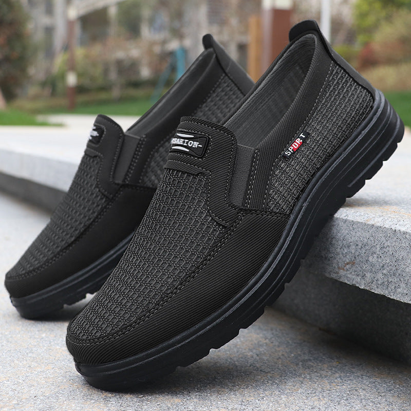 Casual slip-on breathable mesh shoes for men, ideal for everyday comfort.