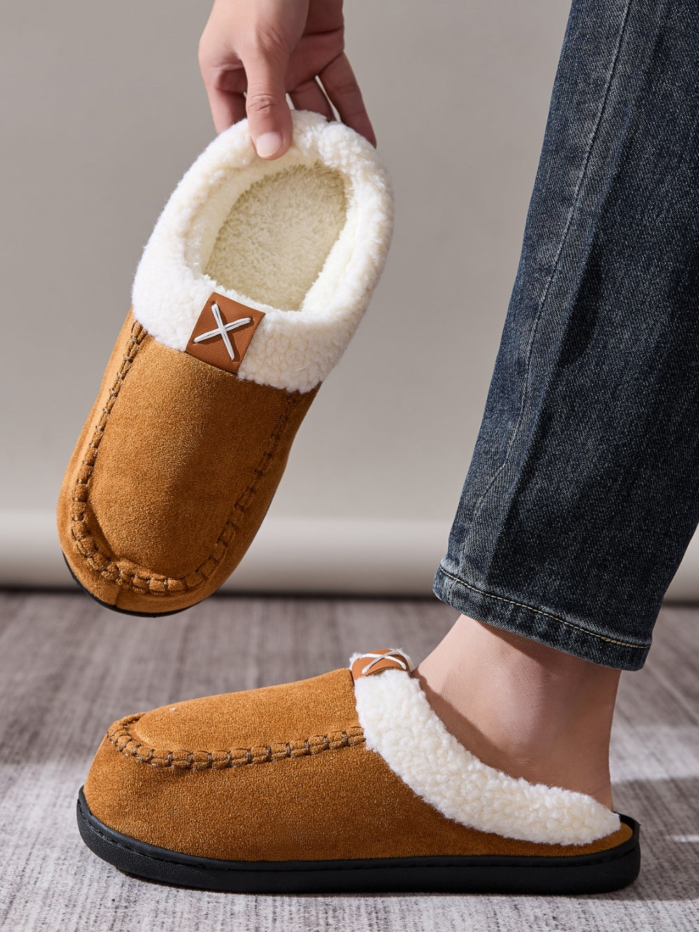 Close-up of Contrast Round Toe Flat Slippers showcasing material and design details