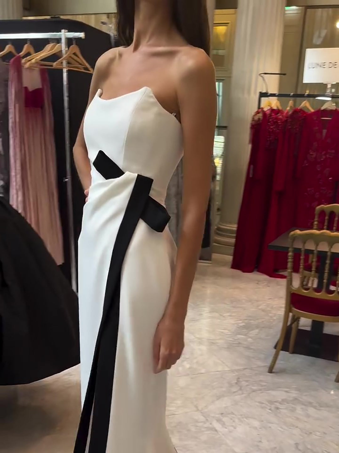 Elegant Black and White Contrasting Dress – Perfect for Evening Events