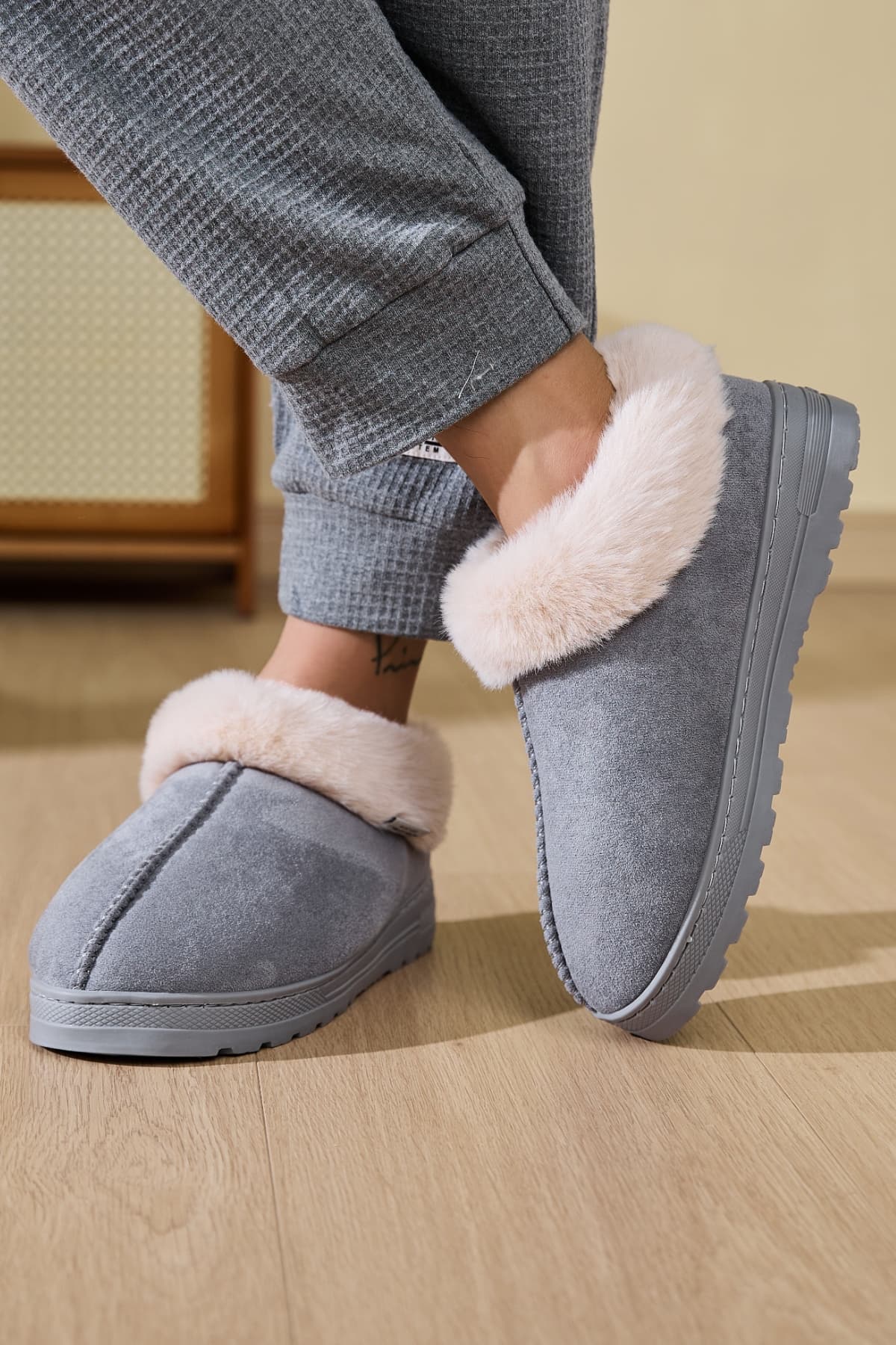 Light gray Faux Fur Round Toe Platform Slippers with faux fur lining for added warmth and comfort.