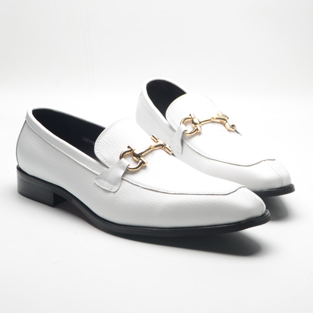 Men's durable and stylish casual white shoes for any occasion.