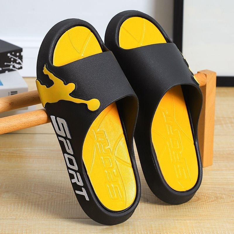 Men's sporty casual thick-sole summer slippers, ideal for outdoor activities.