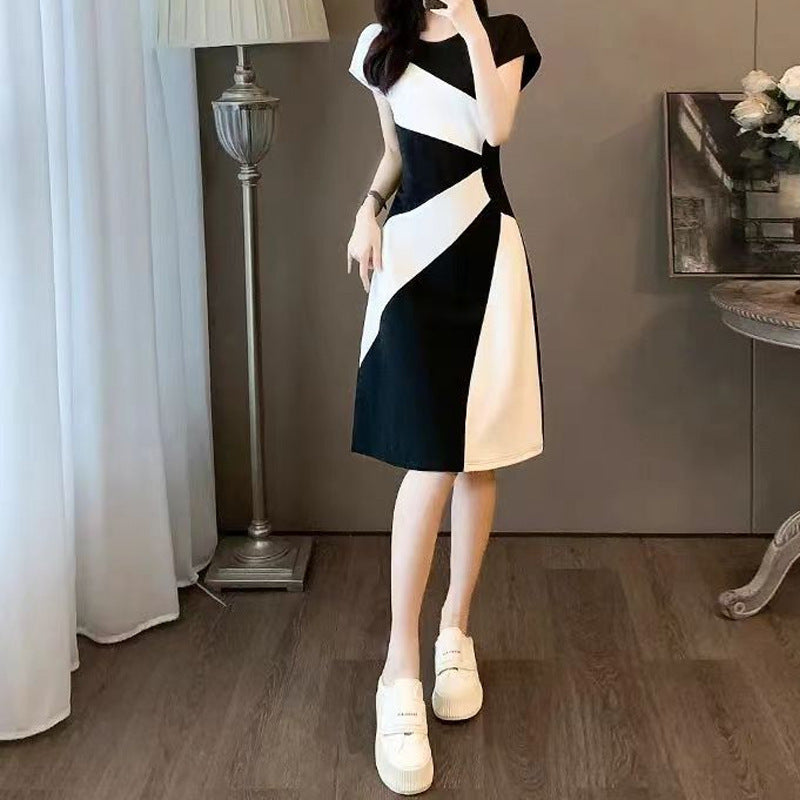 Temperament Waist-Controlled Slimming Black and White Stitching Casual Dress - Filoré